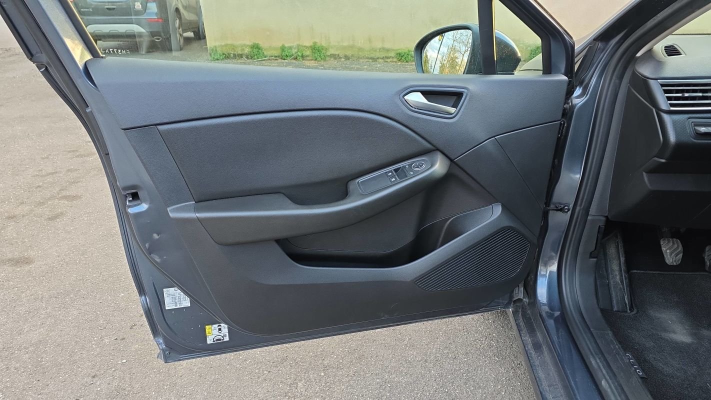 Renault Clio - Photo 7