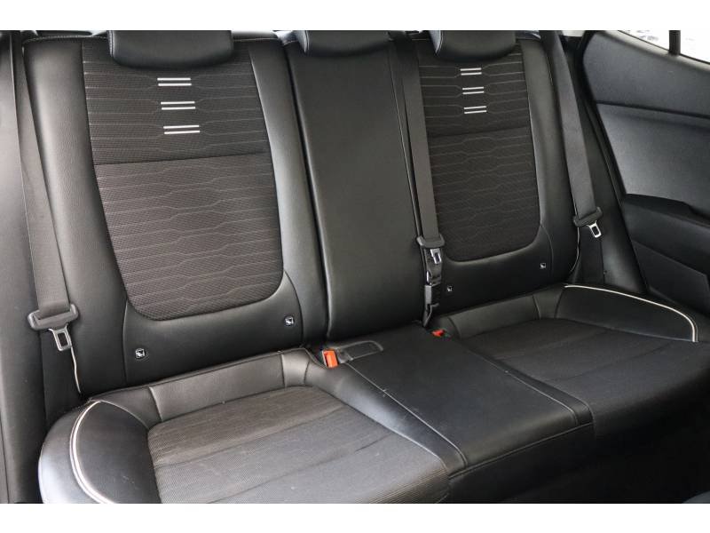 Kia Stonic - Photo 12