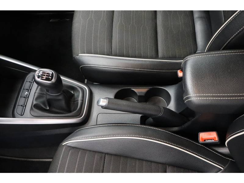 Kia Stonic - Photo 19