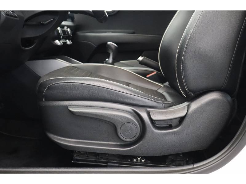 Kia Stonic - Photo 26