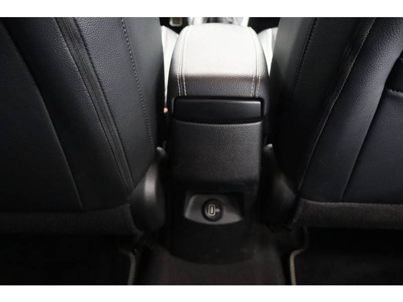 Kia Stonic - Photo 37