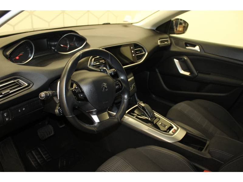 Peugeot 308 - Photo 11