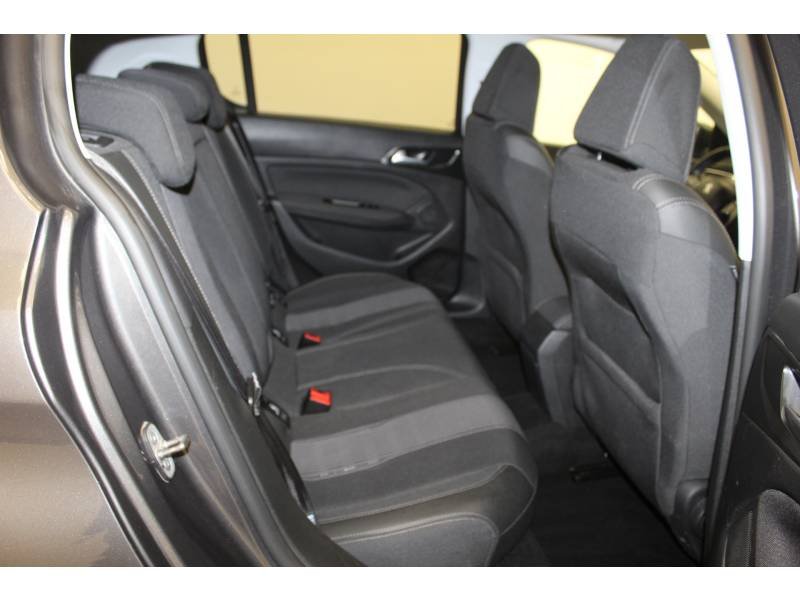 Peugeot 308 - Photo 16