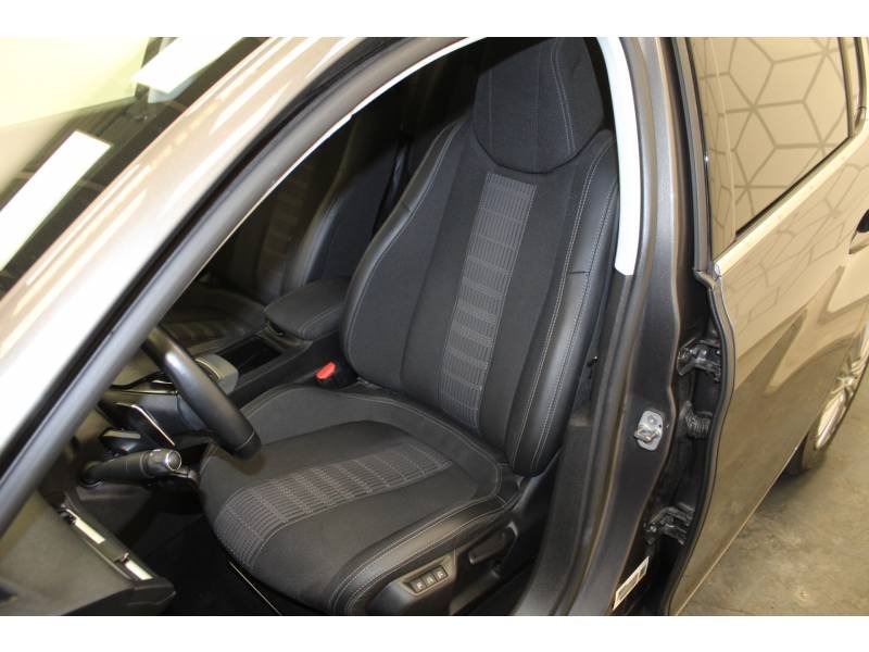 Peugeot 308 - Photo 10