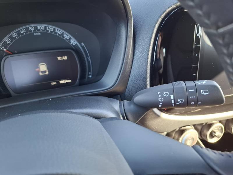 Toyota aygo x - Photo 18