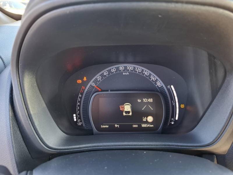 Toyota aygo x - Photo 19