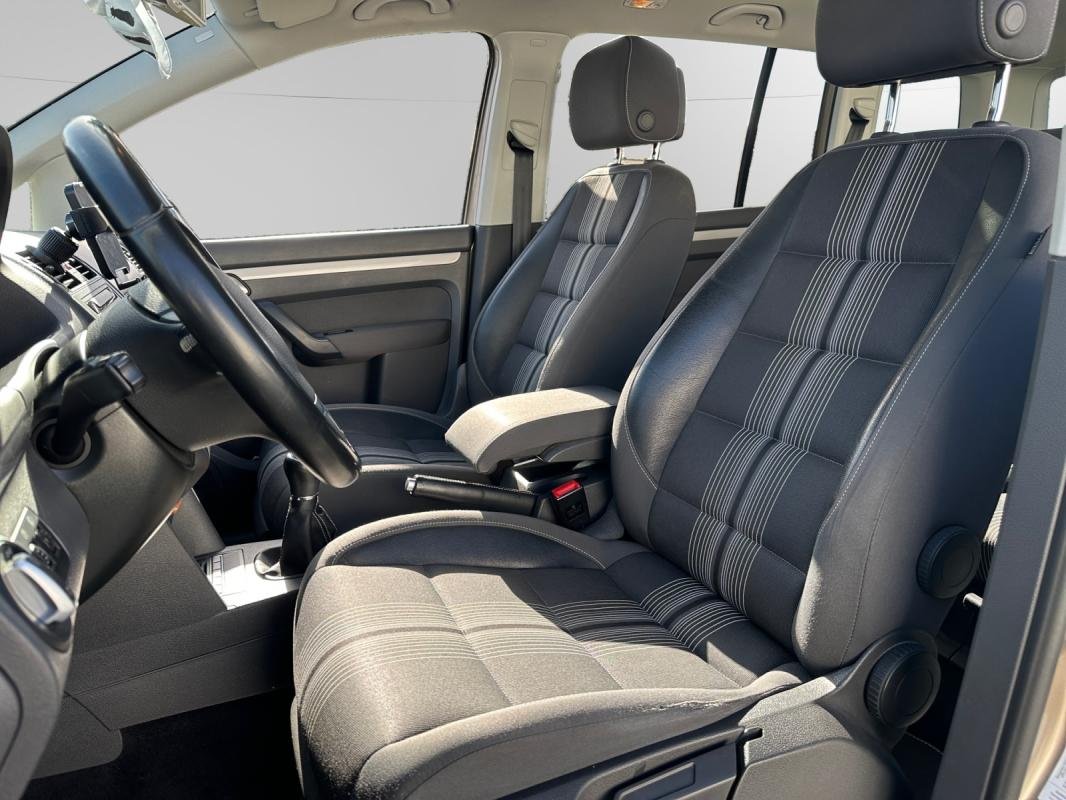 Volkswagen Touran - Photo 15
