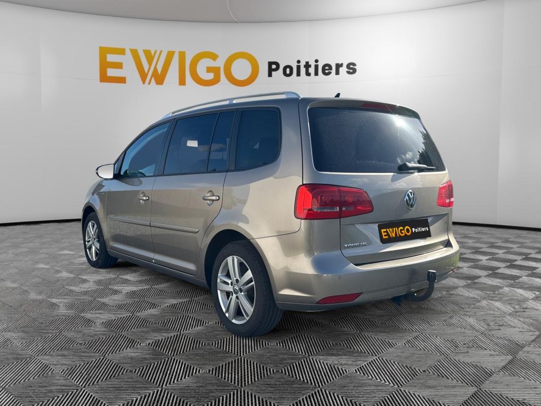 Volkswagen Touran - Photo 4