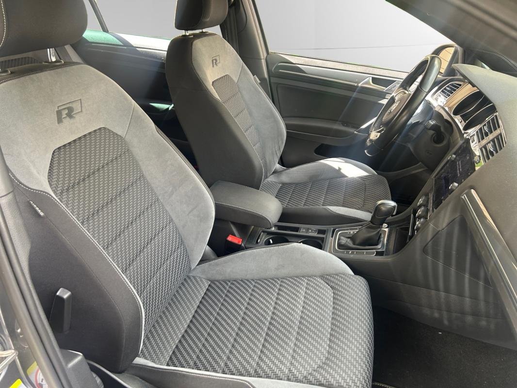 Volkswagen Golf - Photo 17