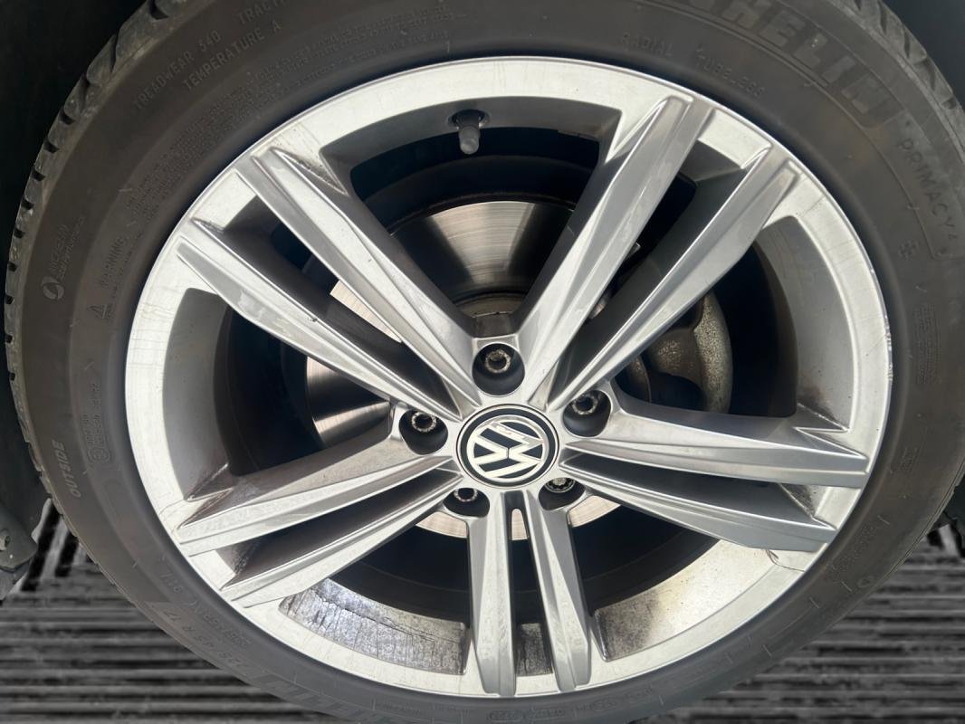 Volkswagen Golf - Photo 21