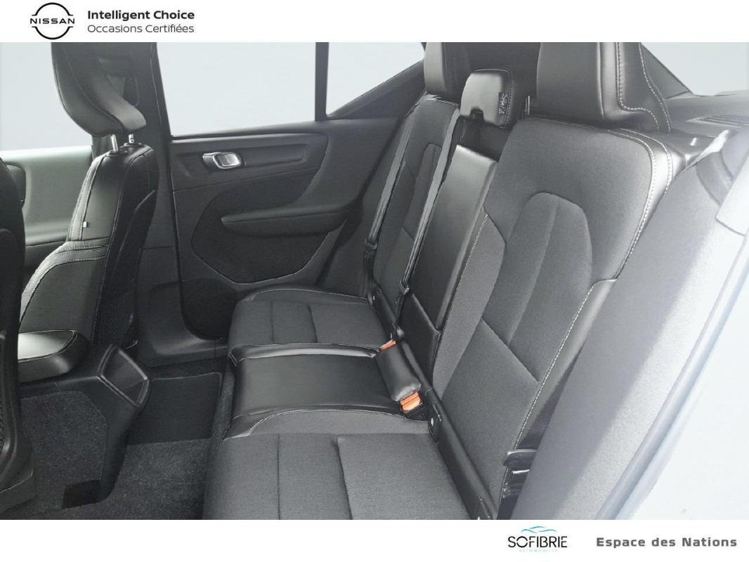 Volvo XC40 - Photo 12
