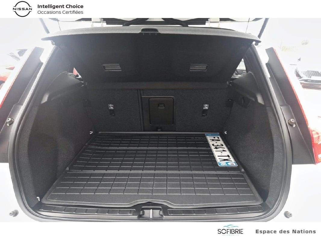 Volvo XC40 - Photo 14