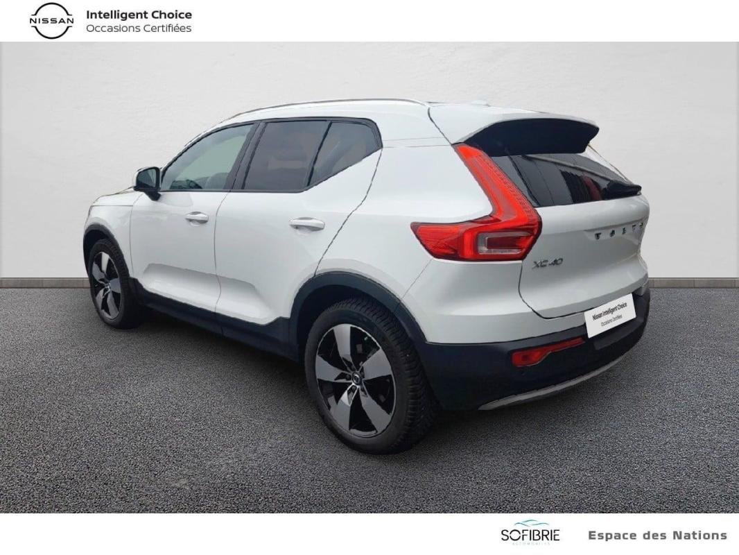 Volvo XC40 - Photo 3