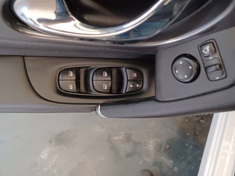 Nissan Qashqai - Photo 32