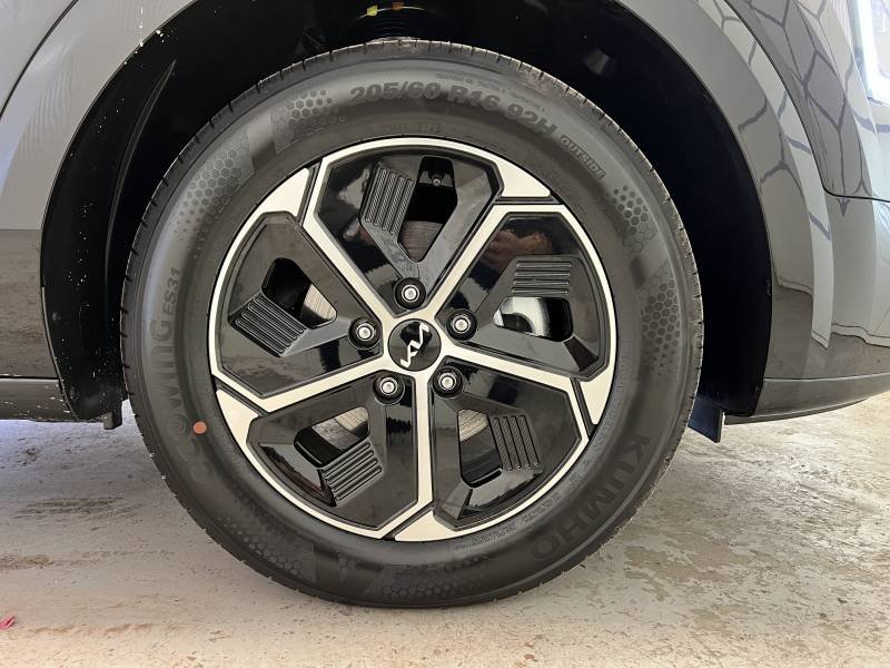 Kia Niro - Photo 16