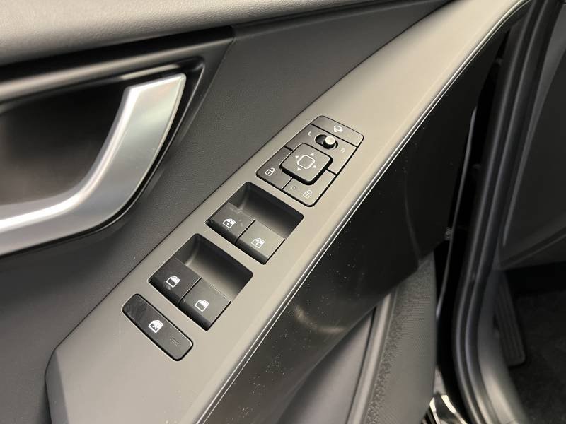 Kia Niro - Photo 23
