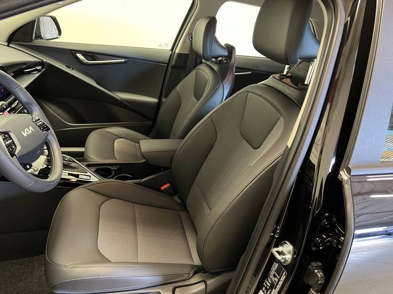 Kia Niro - Photo 24