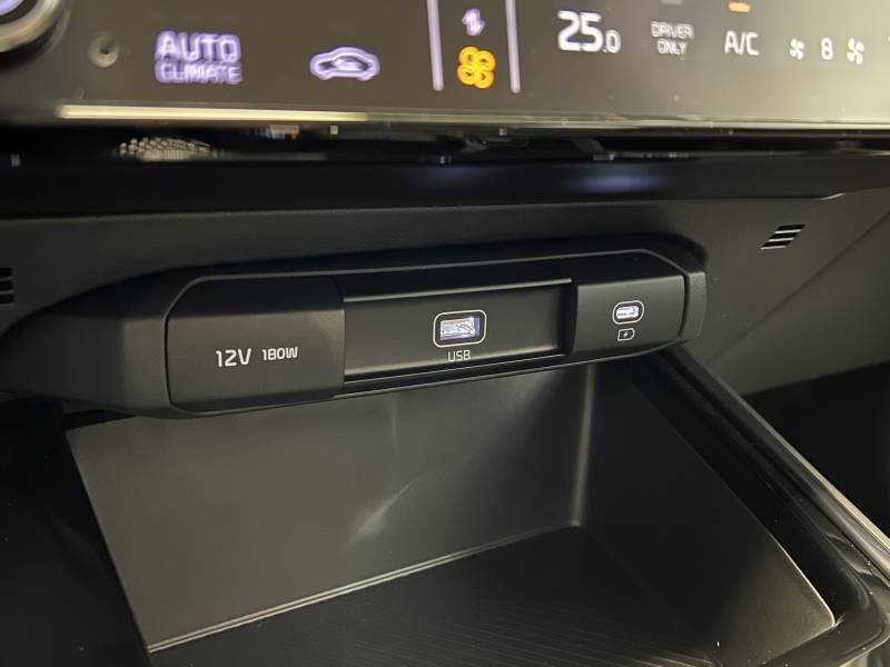 Kia Niro - Photo 37