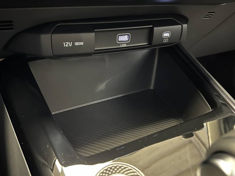 Kia Niro - Photo 38