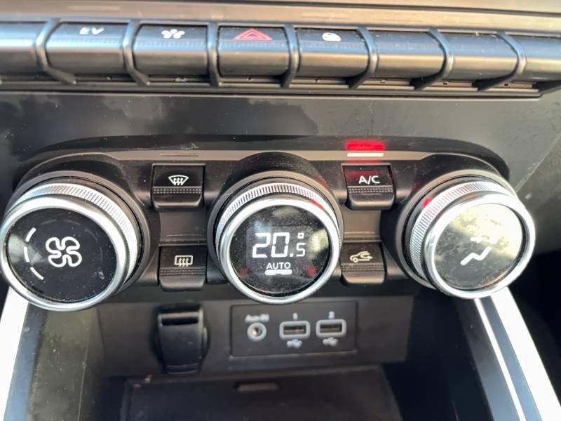 Renault Clio - Photo 27