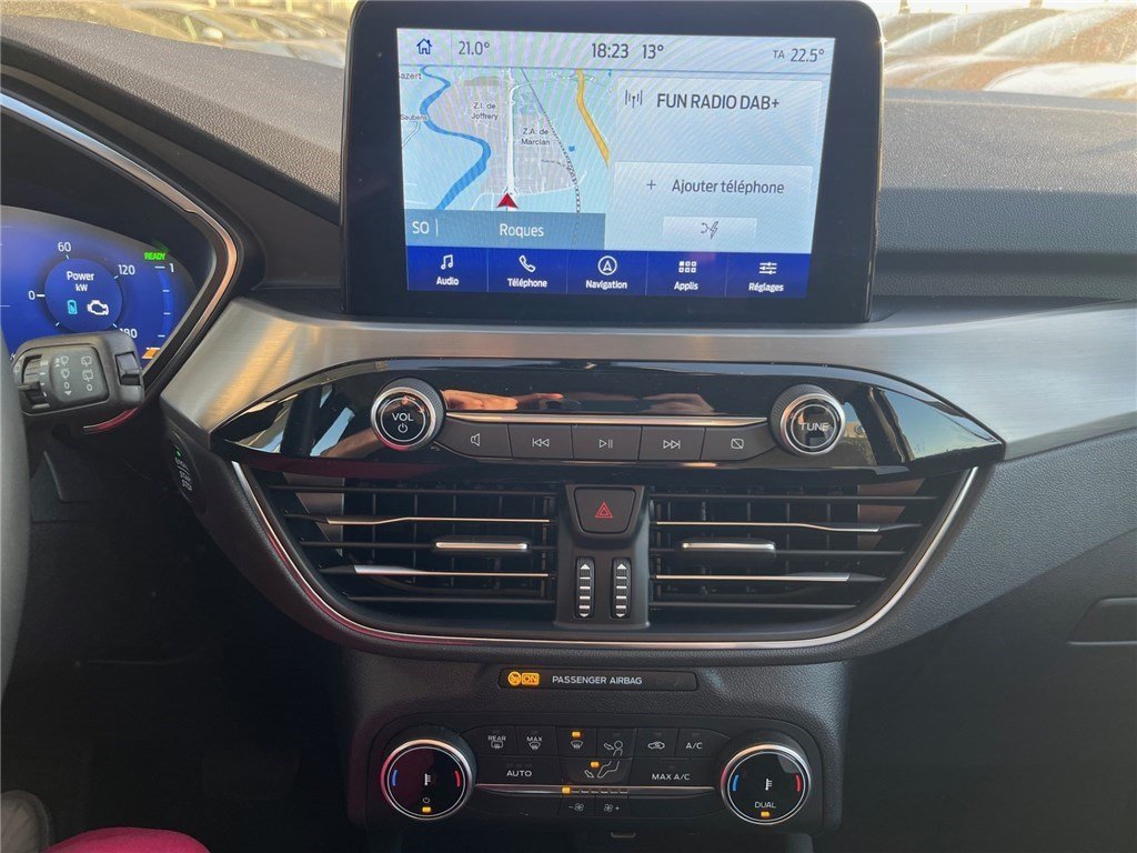 Ford Kuga - Photo 15