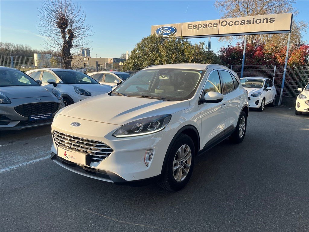 Ford Kuga - Photo 2