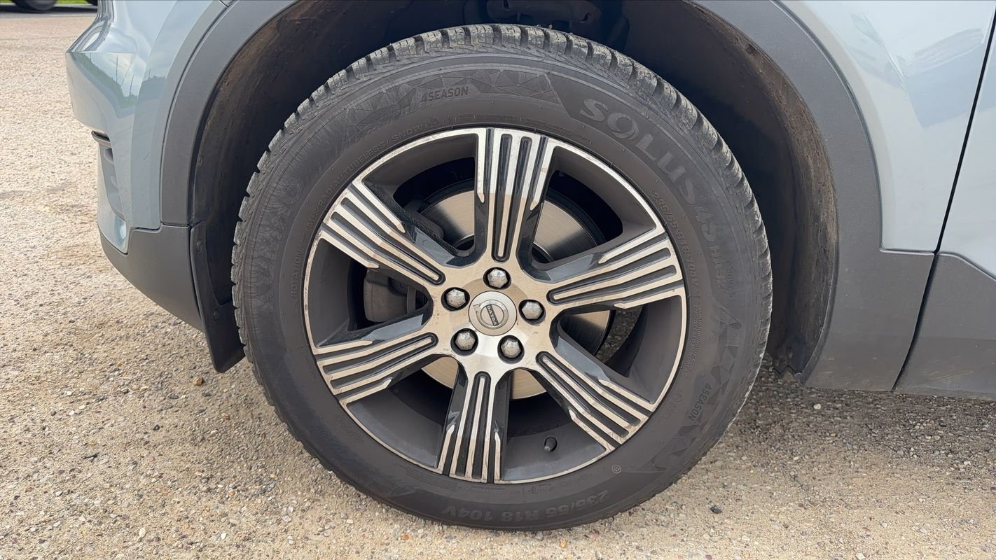 Volvo XC40 - Photo 18