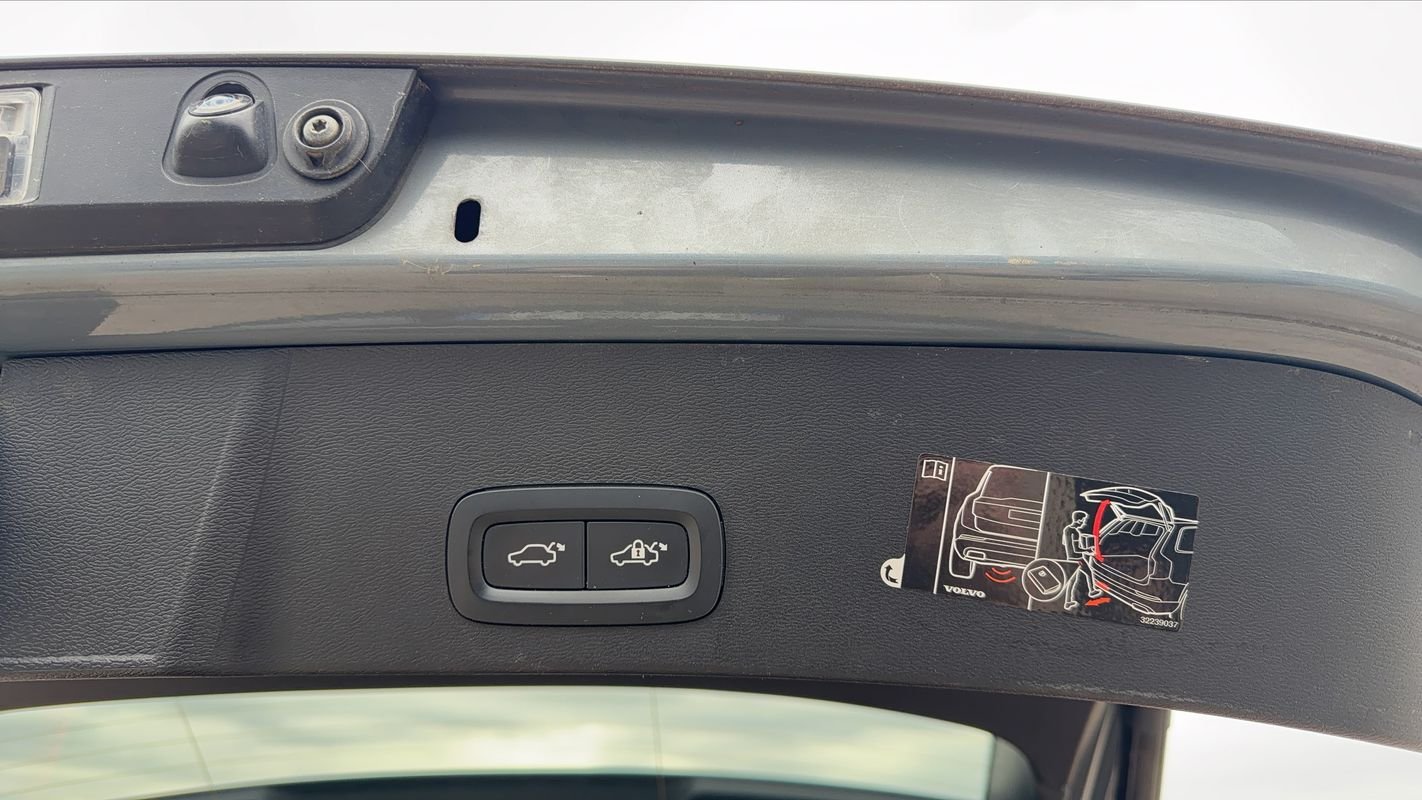 Volvo XC40 - Photo 25