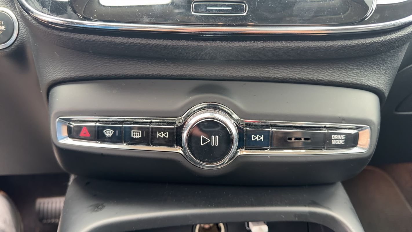 Volvo XC40 - Photo 27