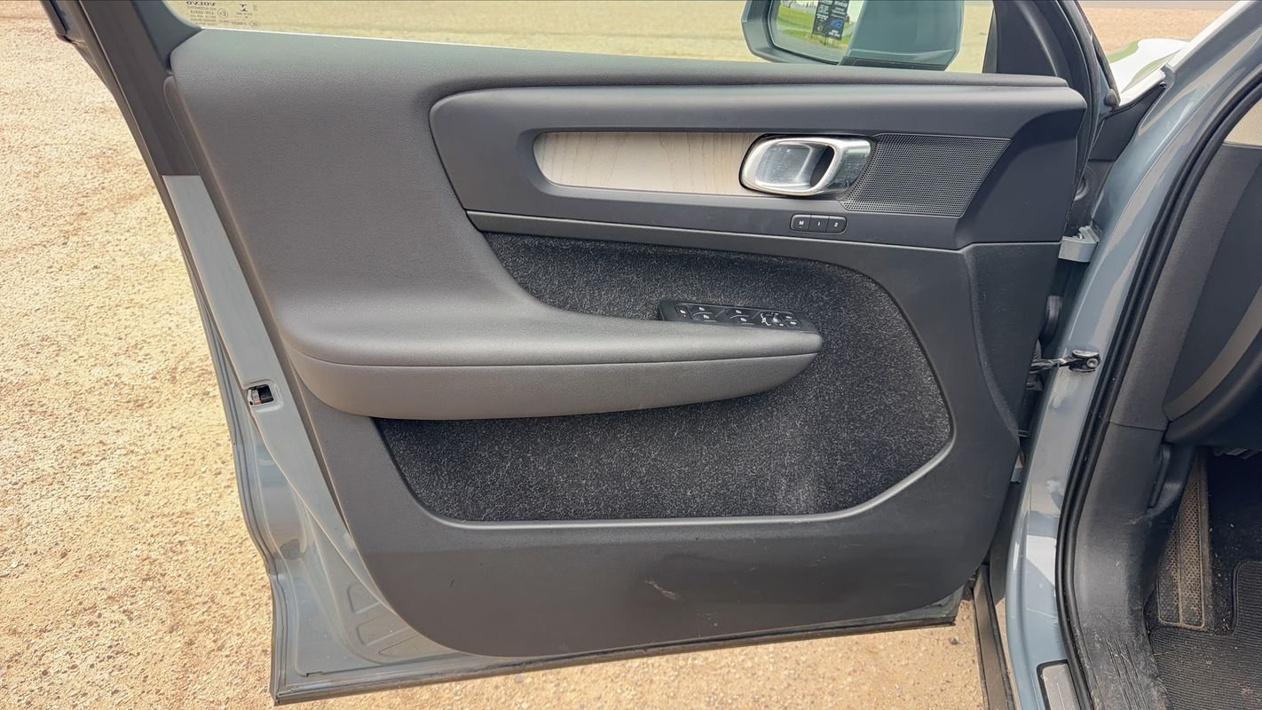 Volvo XC40 - Photo 7