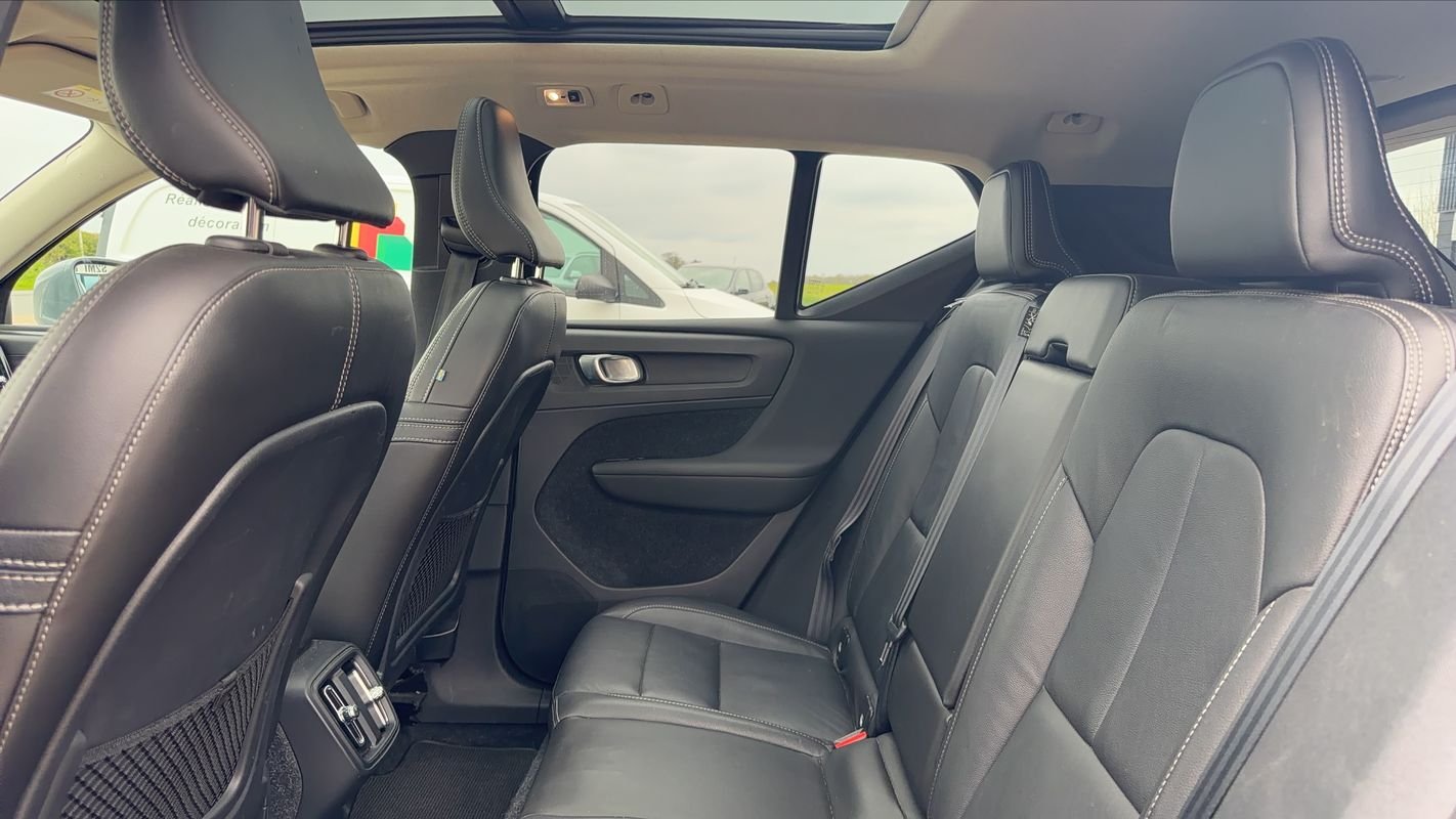 Volvo XC40 - Photo 9