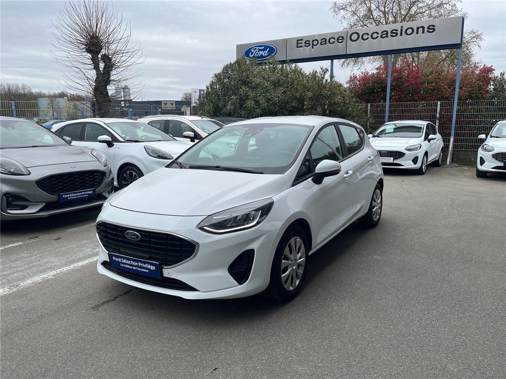 Ford Fiesta - Photo 2
