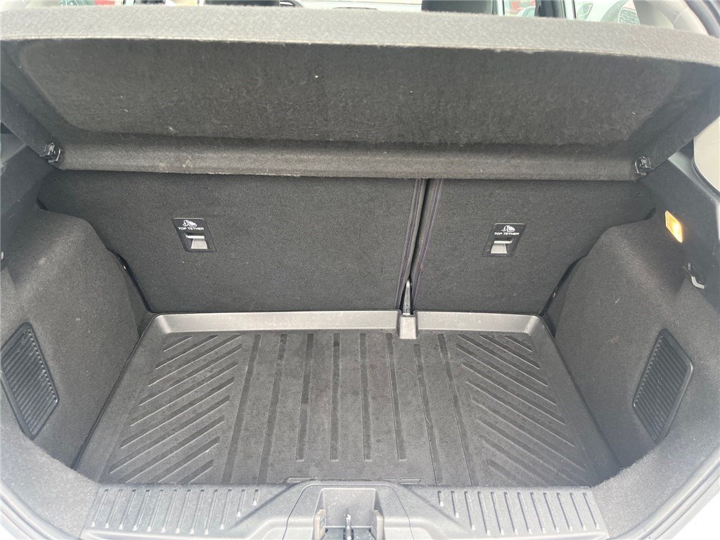Ford Fiesta - Photo 10