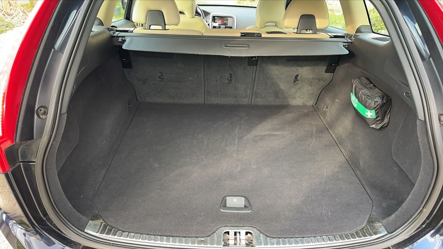 Volvo XC60 - Photo 14
