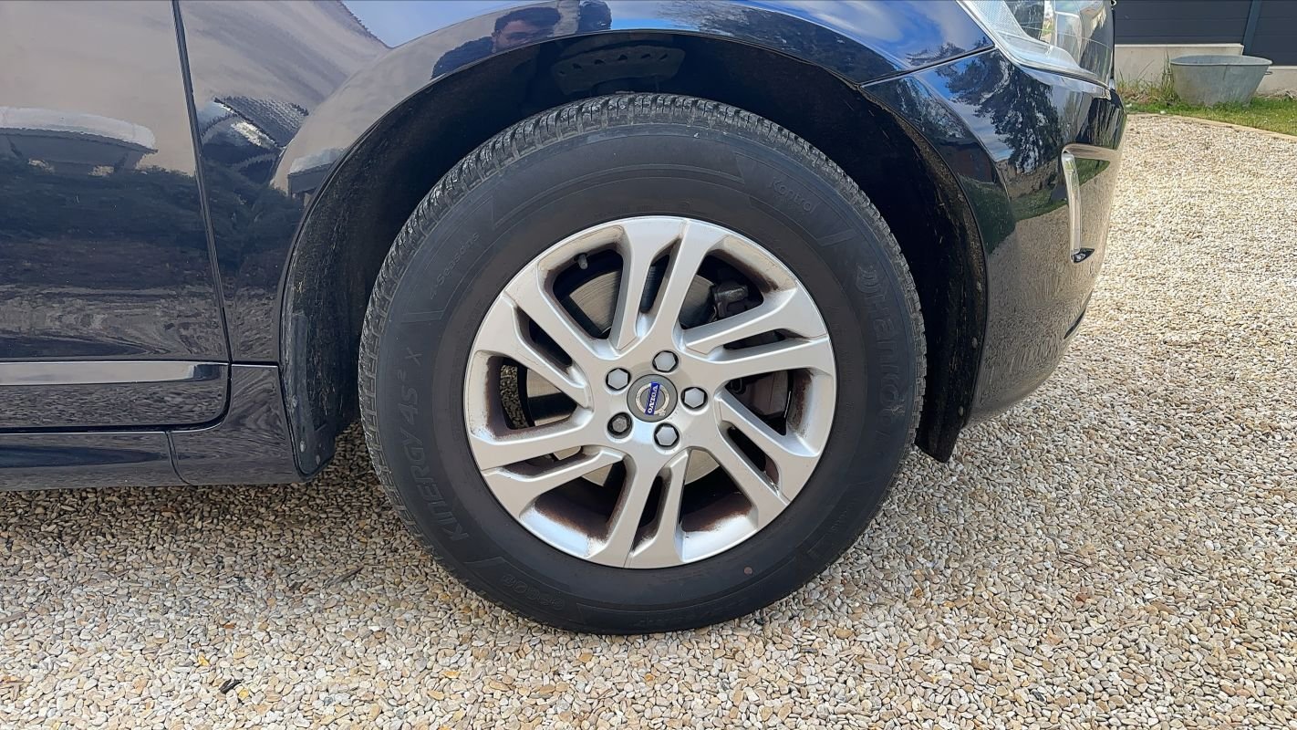 Volvo XC60 - Photo 17