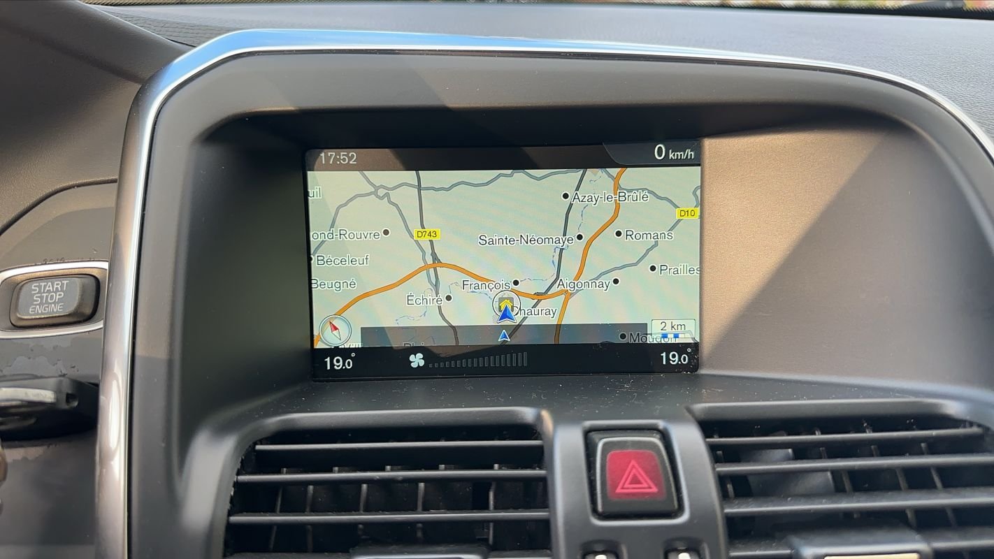 Volvo XC60 - Photo 29