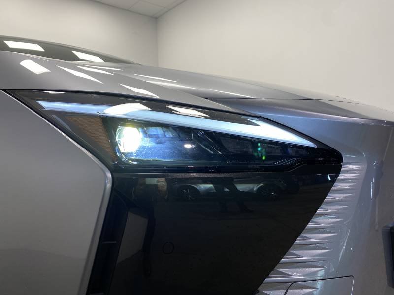 Lexus RZ - Photo 31