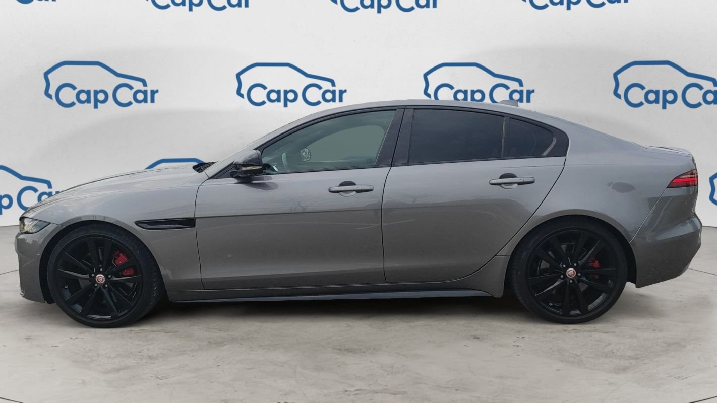 Jaguar XE - Photo 2