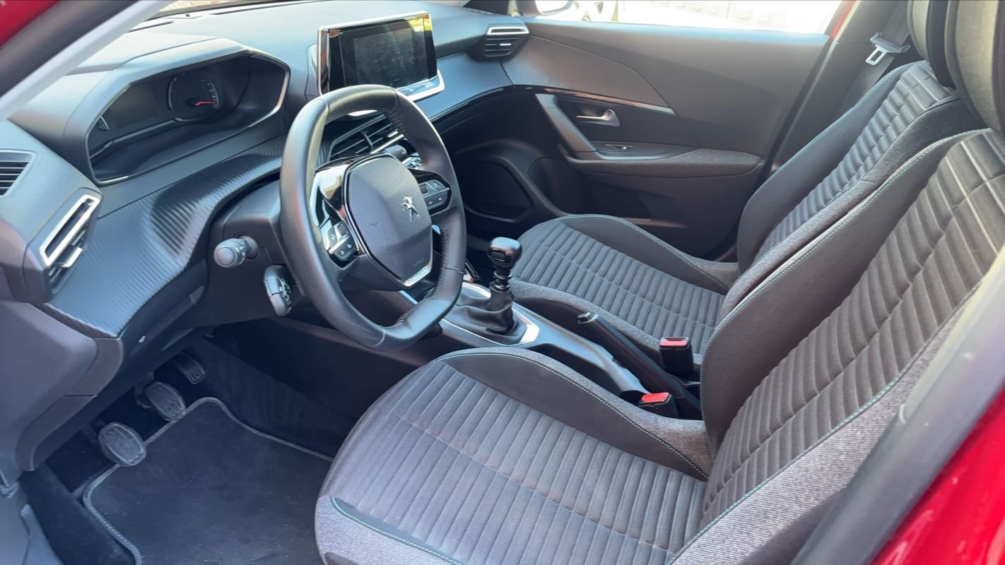 Peugeot 2008 - Photo 8