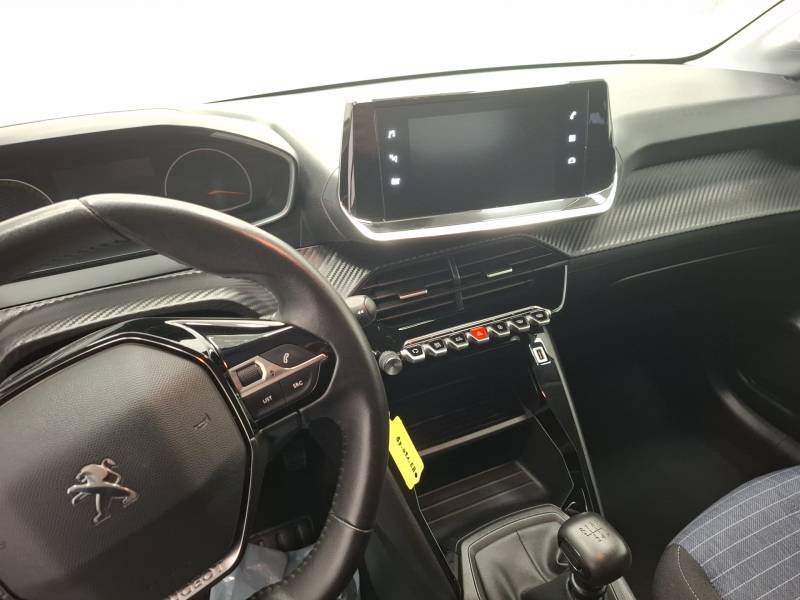 Peugeot 208 affaire - Photo 14
