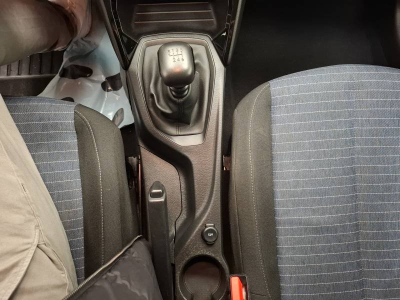 Peugeot 208 affaire - Photo 19