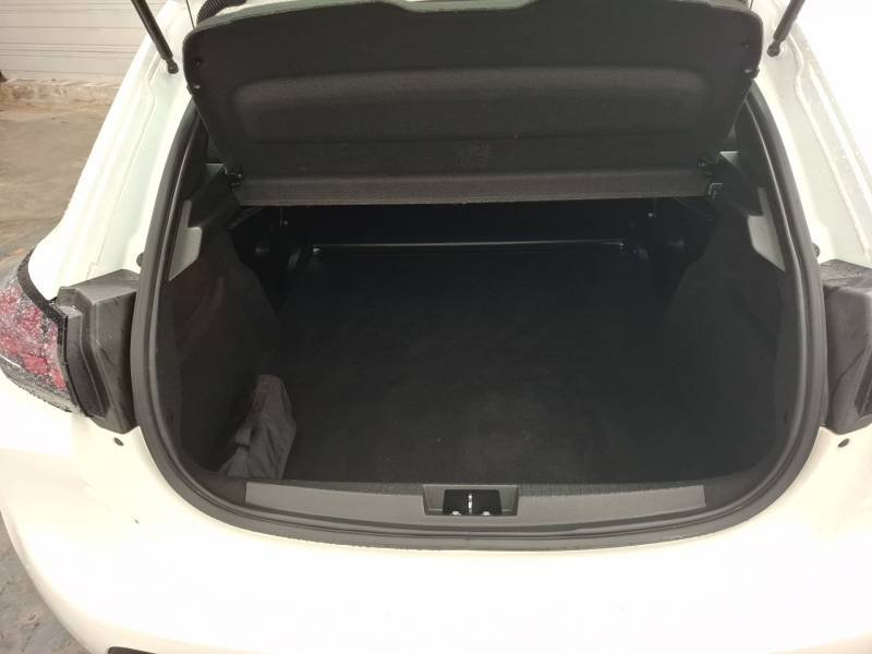 Peugeot 208 affaire - Photo 9