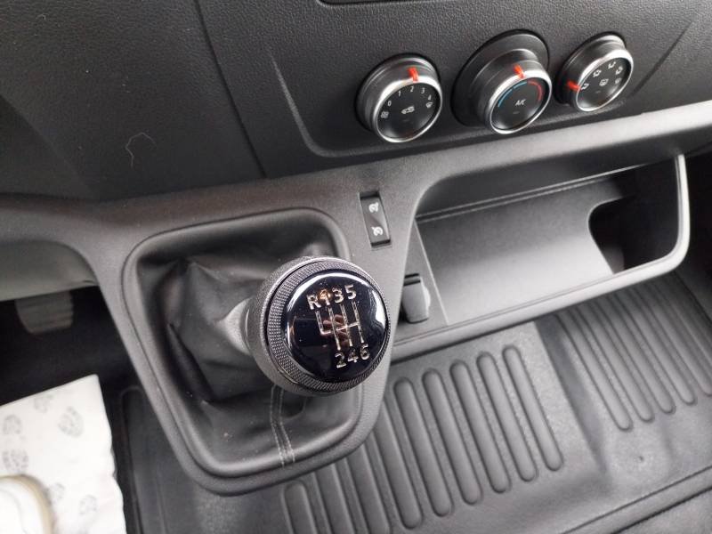 Renault Master - Photo 32
