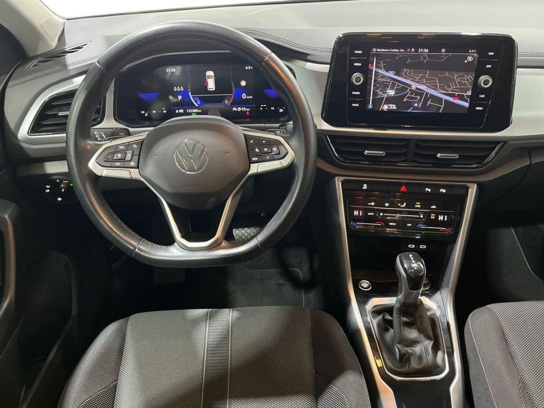 Volkswagen T-Roc - Photo 24