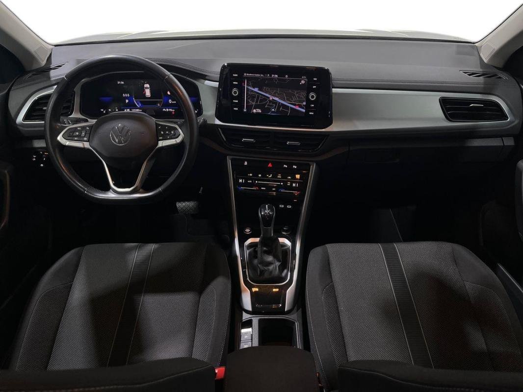 Volkswagen T-Roc - Photo 8