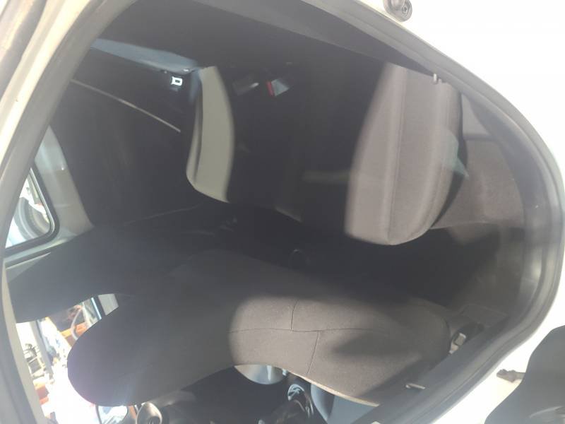 Toyota aygo x - Photo 13