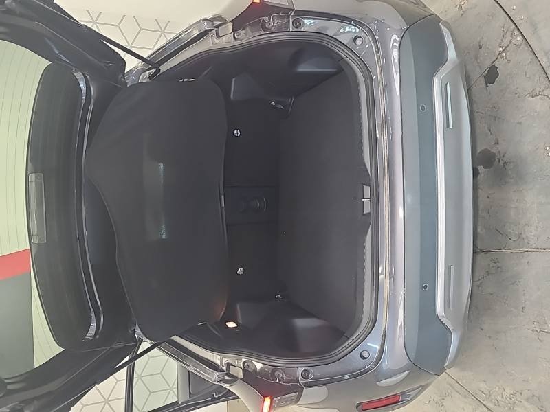 Toyota Yaris - Photo 14