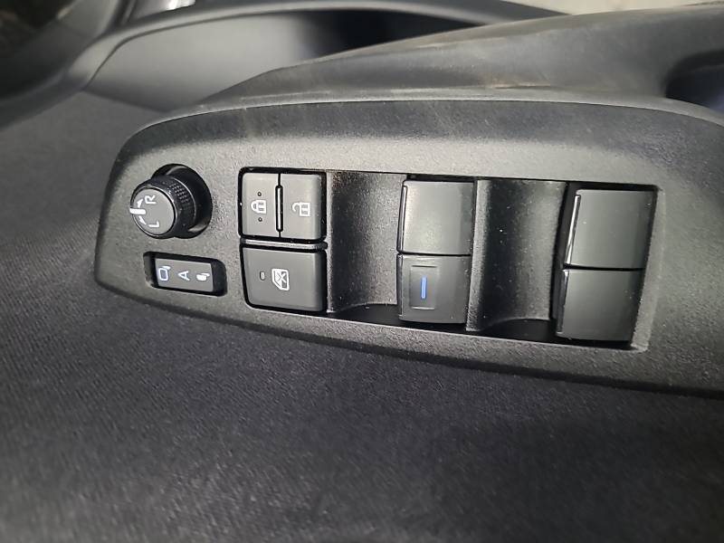 Toyota Yaris - Photo 15