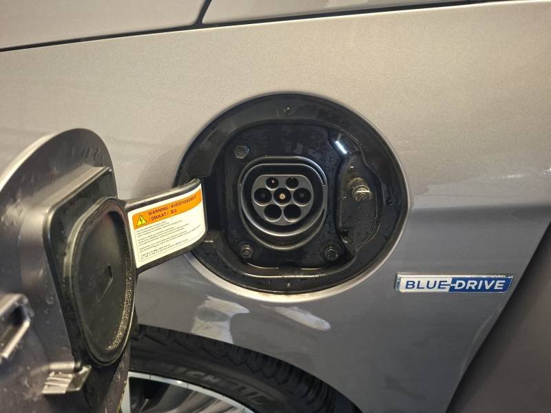 Hyundai Ioniq - Photo 17