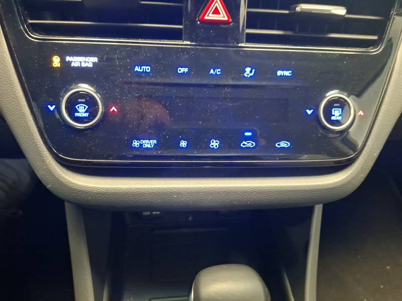 Hyundai Ioniq - Photo 27